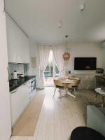 Feels Like Home Apartament - B&B Warsaw