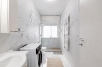 Nahara 10 Min to Beach Central Stay - B&B Sanremo