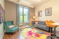 Stylish friendly 3BR Suite near McCormick - B&B Chicago