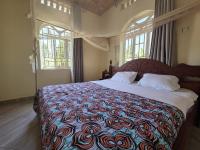 Deluxe Double Room (2 Adults + 1 Child)
