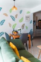 Cozy Apt with Pool, 12 Min to Beach - LV10 - B&B Flic en Flac