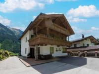 Apartment in Mayrhofen with a balcony - B&B Mayrhofen
