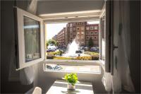LUJO Proyector, Parking, Maquina Arcade y Netflix - B&B Oviedo