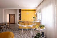 The Diplomat - 2 Bedrooms, Balcony, Sea View