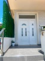 Golden Stay - Bed and Breakfast Pogradec