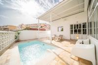 Alba Regia CatARTHome Costa Adeje - private pool - Bed and Breakfast Adeje