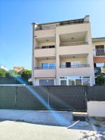 GES apartment with sea view - B&B Sebenico