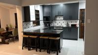 Tivoli House - Bed and Breakfast Edgemead