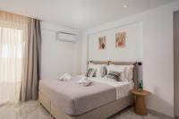 Altana One-Bedroom Apartment With Partial Sea View
