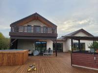 Luxury Haapsalu City Centre Apartment with Männisalu Country Spa option - Chambres d'hôtes Haapsalu