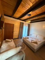 Bujtina streha e bjeshkeve - Bed and Breakfast Theth