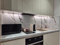 Apartamento de 1 dormitorio con vistas al mar
