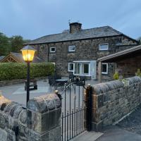 Smithills Farm Holiday Cottage - B&B Egerton