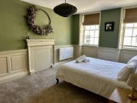 Hidden Georgian Apartment - Central Bath - B&B Bath