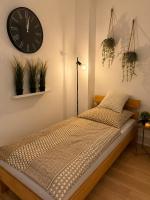 Moderne Wohnung nahe Zentrum Remscheid für bis 3 Personen - B&B Remscheid