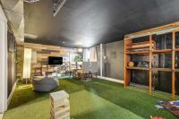 Amber Glen OCC Home w Fenced Yard & Game Room - B&B Colorado Springs