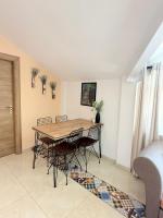 Apartment mit 2 Schlafzimmern und Stadtblick