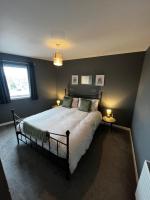 Castle View Apartment - Ferienwohnung Inverness