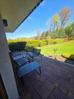 Apartamenty pod Aniołami z jacuzzi, tarasami, ogrodem, ogniskiem, parkingiem - Chambres d'hôtes Olsztyn
