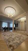 Luxury 120 m2, 2BR Apartment in City Center with Private Parking - Ferienwohnung Chişinău
