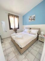 Villa Dina Solanas - B&B Solanas