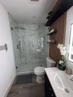 Modern Private Studio Near USF Busch Gardens - Ferienwohnung Tampa