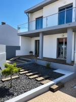Angeiras Beach House Porto Seaside Villa - B&B Lavra