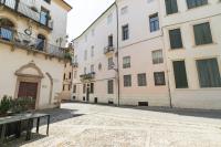 i-HOMES San Faustino Apartment - Chambres d'hôtes Vicence