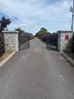 Modern 2 Bed Luxury Cabin Private Gated Estate - Chambres d'hôtes Ashbourne