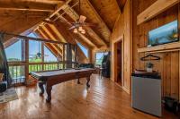 New 3BR with Incredible Views Hot Tub and Game Loft - B&B Gatlinburg