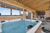 Branson 4BR Retreat w pools, pickleball and view - Ferienwohnung Branson