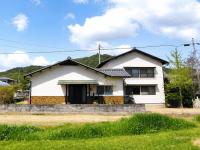 岡本Baseｰ1棟貸切ｰ最大9名ｰ4寝室-庭と星空ｰ和室ありｰ駐車場 - B&B Shido