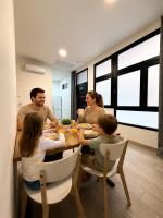 Apartamento Amplio junto a Ciudad de las Artes - B&B Valencia