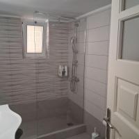 Nicole Apartment - Chambres d'hôtes Pérdhika