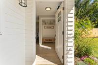 Ridge View Retreat with Mtn Views & Hot Tub - B&B Port Angeles