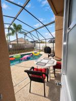 Home from Home Family Retreat Private Pool Minutes from Disney - B&B Davenport