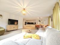 Habibi Apartment - Aare Jungfrau AG - Bed and Breakfast Wilderswil