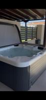 Aura Luxury Apartments - B&B Psakoúdia