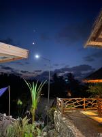 Batukaras beach hill villas - B&B Batukaras