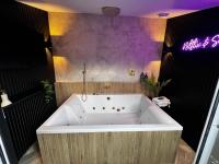 Gorgeous home in Leigh - Ferienwohnung Leigh