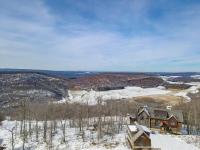 Stunning Luxury Home Direct Ski Access and Hot Tub - B&B McHenry