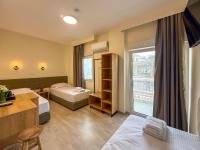 Deluxe Triple Room with Sea View