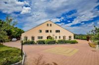 Refined Villa in Enna with Private Pool - Chambres d'hôtes Enna