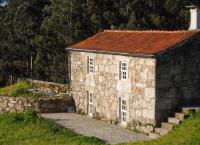 Charming House in Andeviso with Mountain View - B&B Arcos de Valdevez
