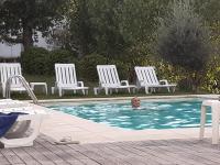 Beautiful villa in Póvoa de Lanhoso with pool and garden - B&B Póvoa de Lanhoso