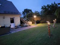 kleines feines Kühlungsborn, Studio mit Terrasse, Parkplatz & WLAN, 300m vom Strand entfernt - B&B Ostseebad Kühlungsborn