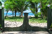 Charming Studio in Foulpointe, Sea View and Garden, 30 m² - Bed and Breakfast Mahavelona