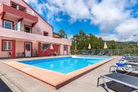 Spacious House with Pool in Prazeres - Ferienwohnung Prazeres
