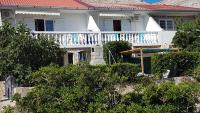 Charming Apartment in Pag with Sea View, 40 sqm - B&B Isola di Pago
