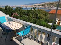 Charming Apartment in Pag with Sea View, 40 sqm - B&B Pag